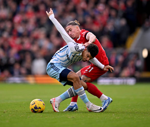 曼联巴西球 曼联巴西球